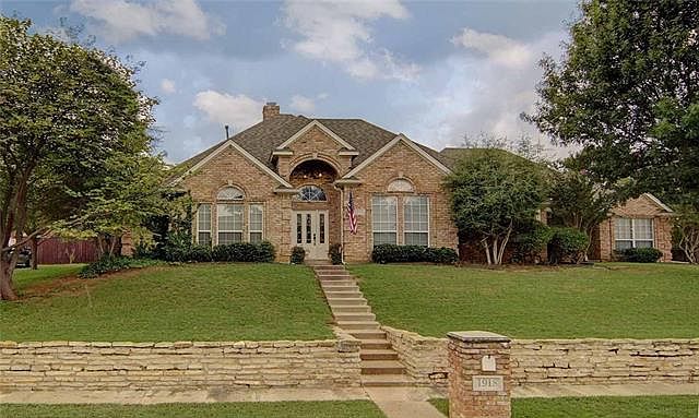 1st image of 1918 Basswood Ct