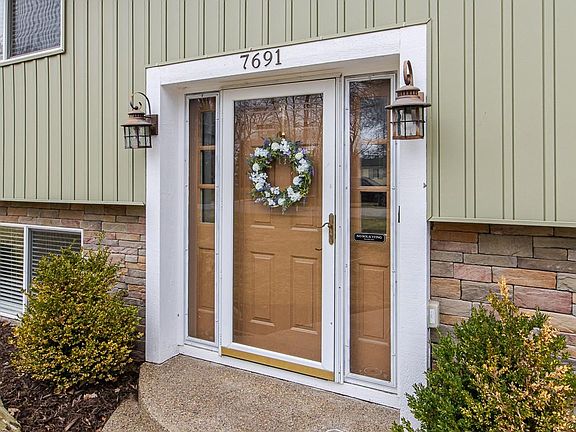 3rd image of 7691 Bridge Rd