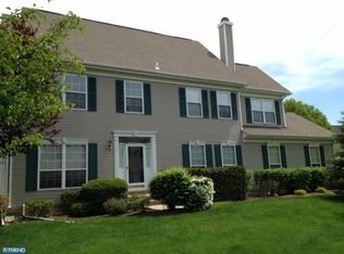 215 Colt St, Pennington, NJ 08534