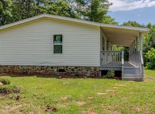 225 Stillhouse Branch Rd, Franklin, NC 28734