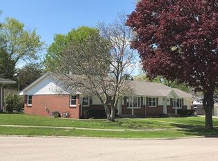 5271 Village Ct, Rockford, IL 61108