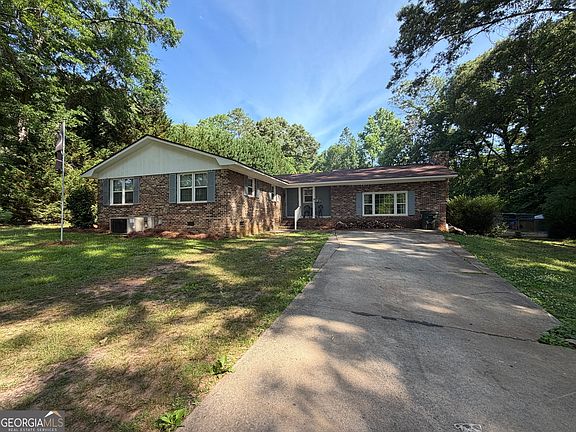 2nd image of 103 El Prado Cir