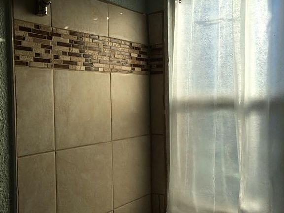 4th image of 2228 5th St NE APT 4