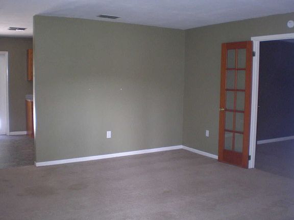 3rd image of 5626 County Road 173e