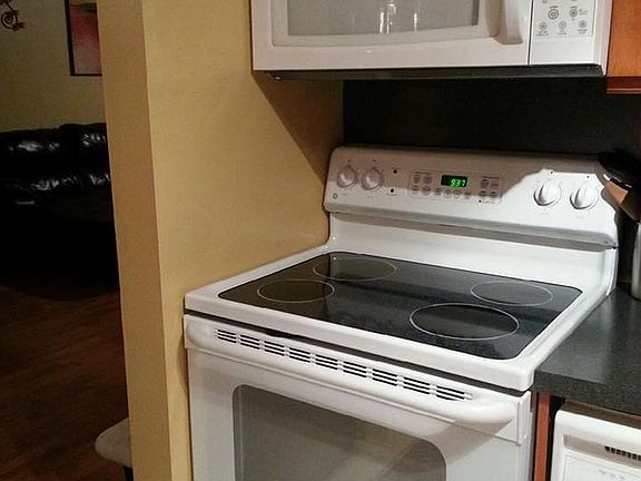5th image of 21133 SW 85th Ave APT 411