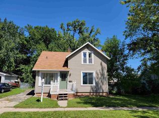 321 E Hancock St, New London, WI 54961