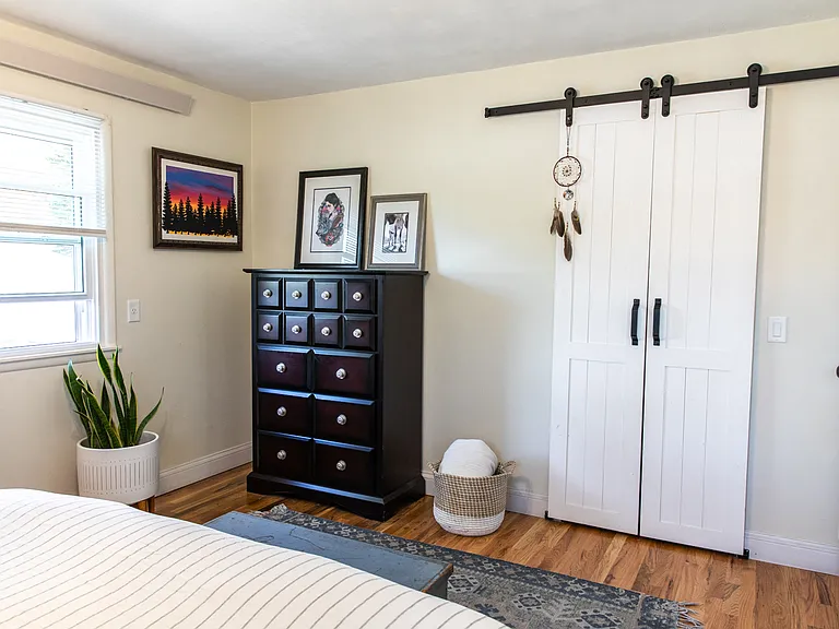 1346 N Canyon St #1 — Photo 10