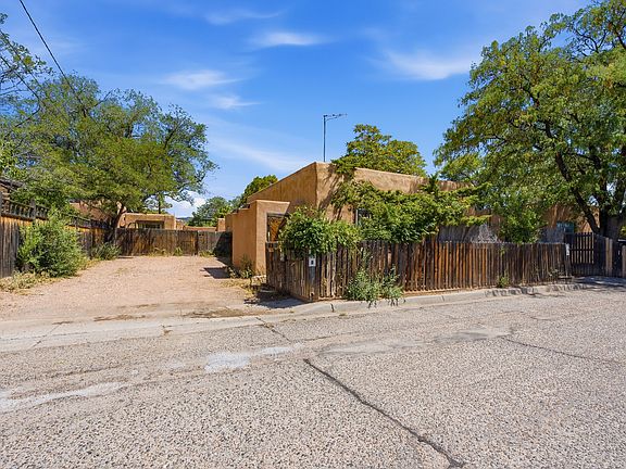 2nd image of 511 & 513 Alarid St #A/b