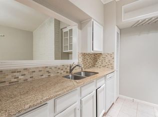 2001 Bering Dr APT 2A, Houston, TX 77057