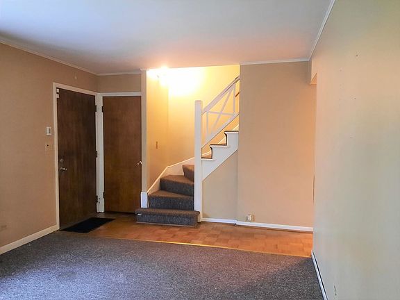 2nd image of 17123 Oakwood Ave