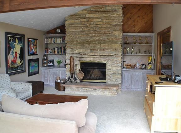 2nd image of 11642 N Saint James Ln