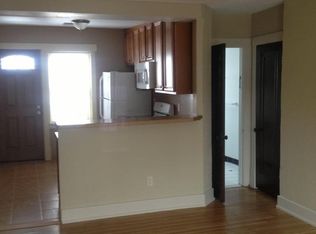 920 Amherst St APT 8, Buffalo, NY 14216