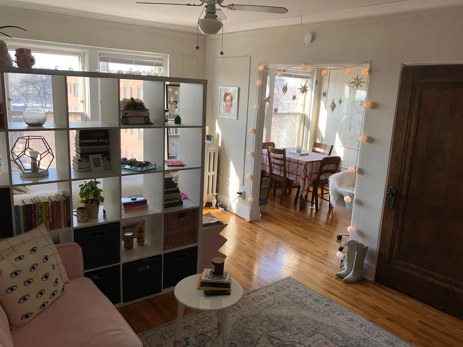 Studio, $895 — Photo 2