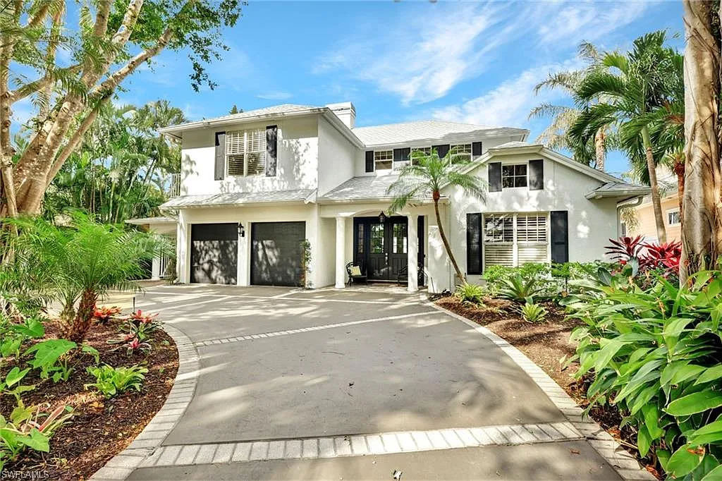 6 bed, 6.5 bath, 4351 sqft, $43,500 — Photo 1