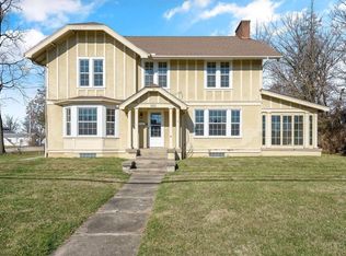 855 Rombach Ave, Wilmington, OH 45177