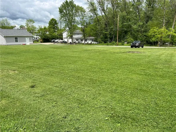 Hamilton St, Jefferson, PA 15344