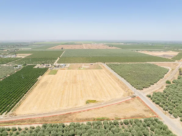 00 Ave 250, Lindsay, CA 93247