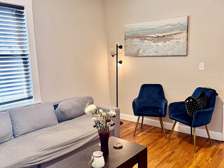 158 Otis St #1 — Photo 4