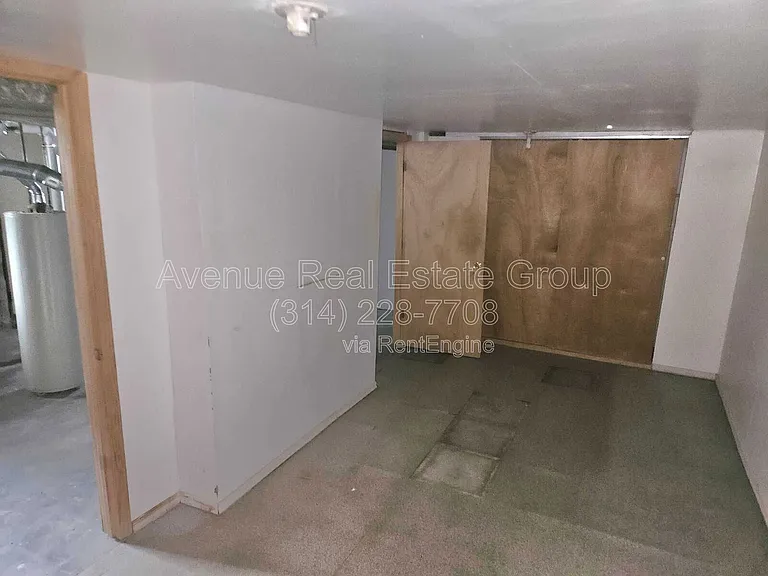 8883 Saint Cyr Dr — Photo 12
