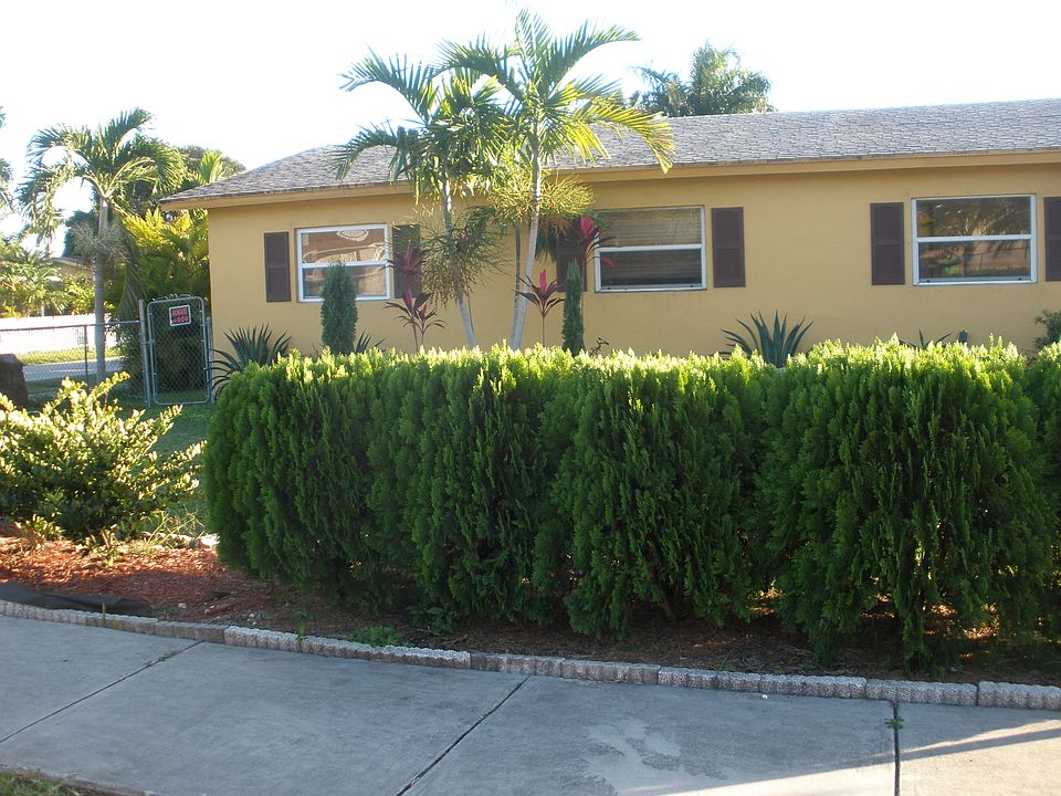 2nd image of 15230 SW 305th St