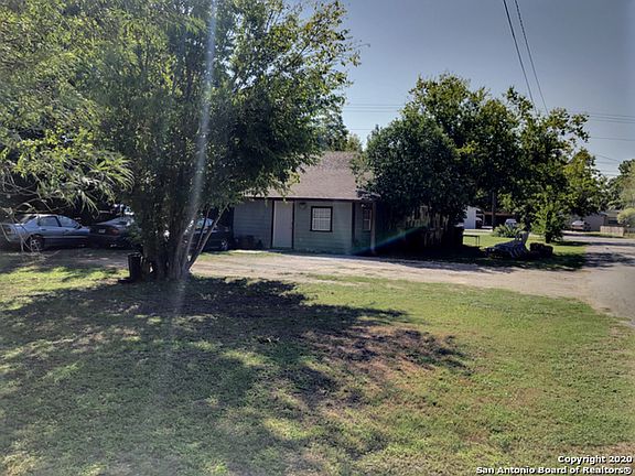 2nd image of 1121 Bois Darc St
