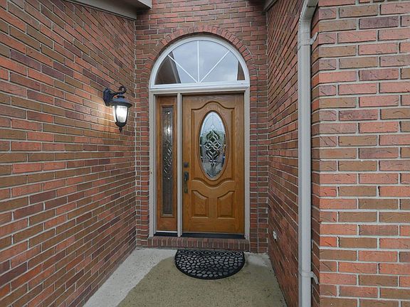 5th image of 3629 New Boston Dr