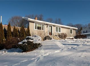 24 View St, Plainville, CT 06062