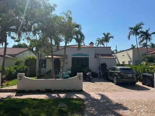 4526 Post Ave Photo 1