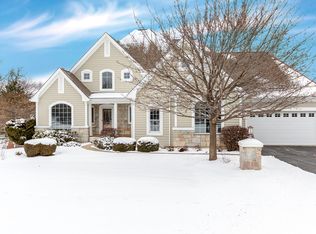 3904 Church Hill Ln, Crystal Lake, IL 60014