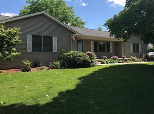 7874 Allison Dr, Almont, MI 48003