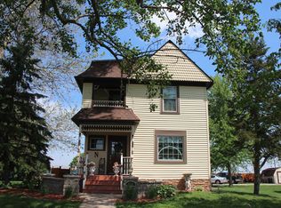 102 W Maple St, Malden, IL 61337