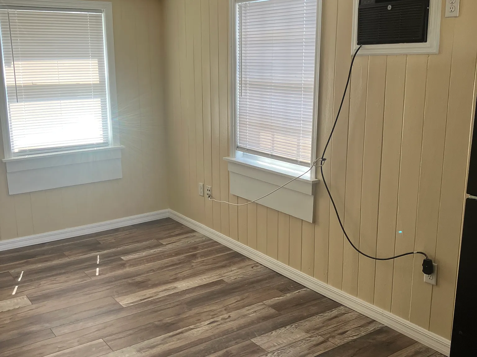 1 bed, 400 sqft, $1,100 — Photo 4