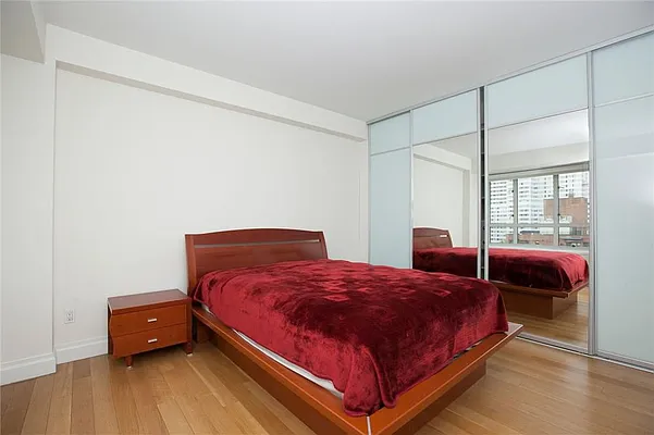 Rented by R New York | media 31