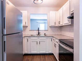 1352 S Talbott St #1360, Indianapolis, IN 46225