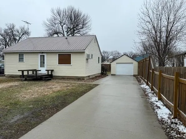 425 Margaret St, Round Lake, MN 56167