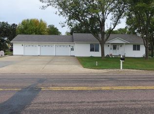 811 S Main Ave, Colton, SD 57018