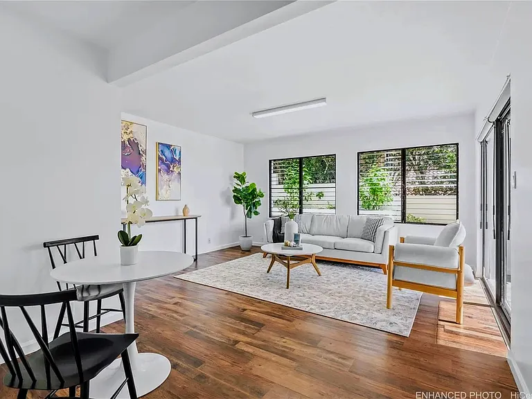 724 Moaniala St #GROUND FLOOR — Photo 1