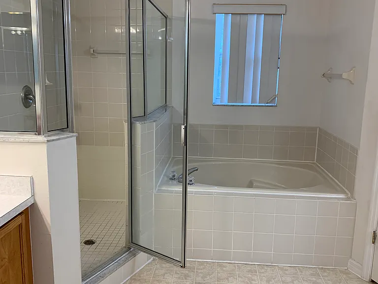 48 Cordona Dr — Photo 15