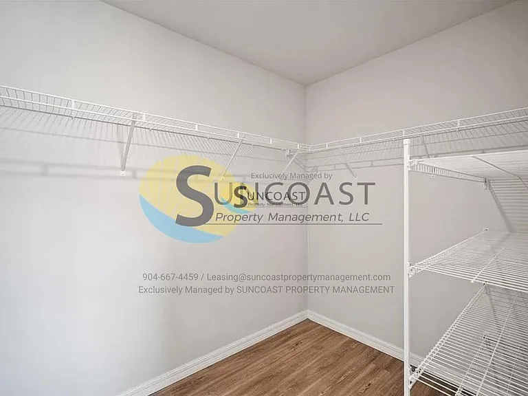 17389 Tyler Ave — Photo 4