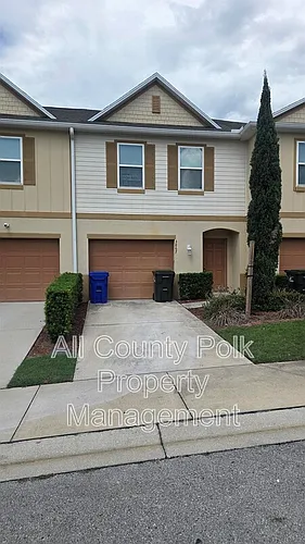 3867 Hampstead Ln Photo 1