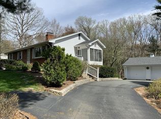 3 Lantern Ln, Mansfield, MA 02048