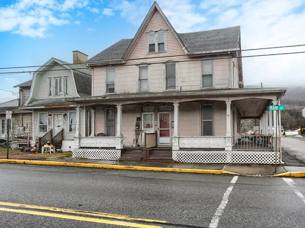 300-302 Main St, Lykens, PA 17048