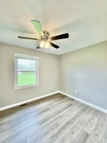2024-2026 Hickory Hill Dr #2024 — Photo 9