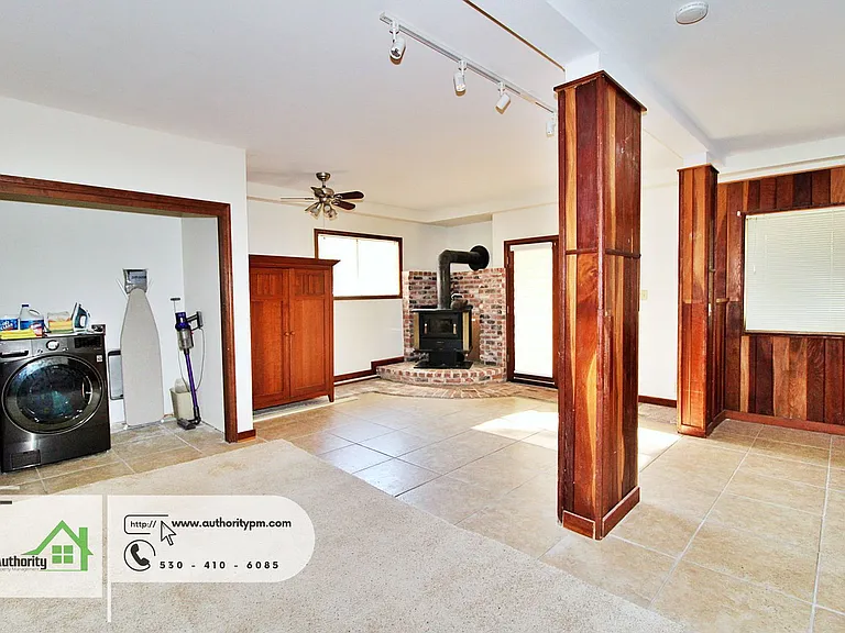 3350 Mountain Oak Dr — Photo 21