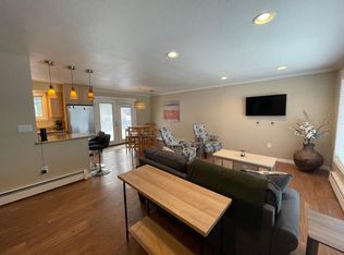 5200 Sharon St #1, Anchorage, AK 99508