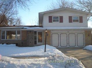 740 W Fitzhenry Ct, Glenwood, IL