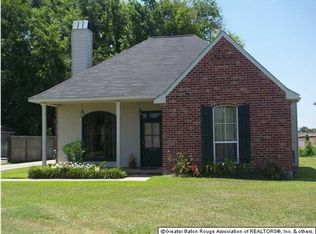 1010 Springlake Dr, Baton Rouge, LA 70810