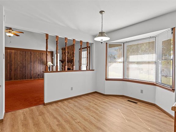 5th image of 14869 Mondoubleau Ln