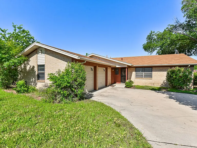1307 Linda Spur — Photo 6