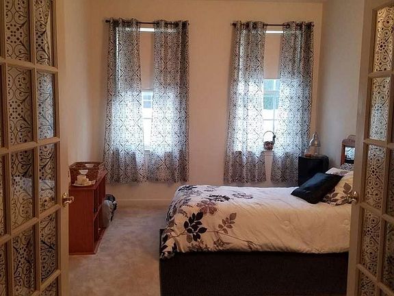 5th image of 405 Chapelwood Dr